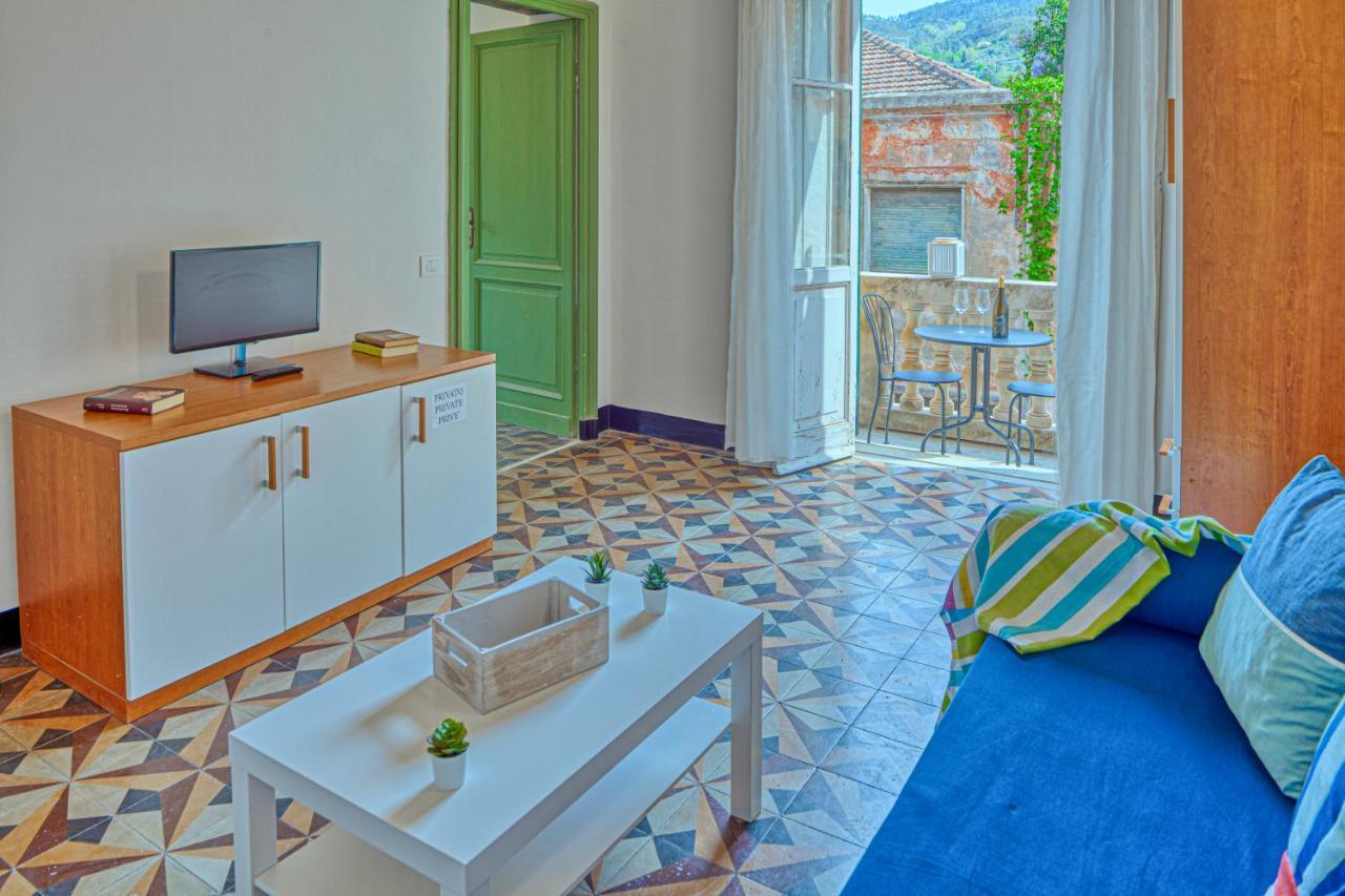 Leone I And Leone II Apartments Levanto Eksteriør billede